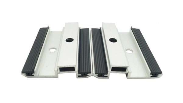 Thin Solar Film Clamp